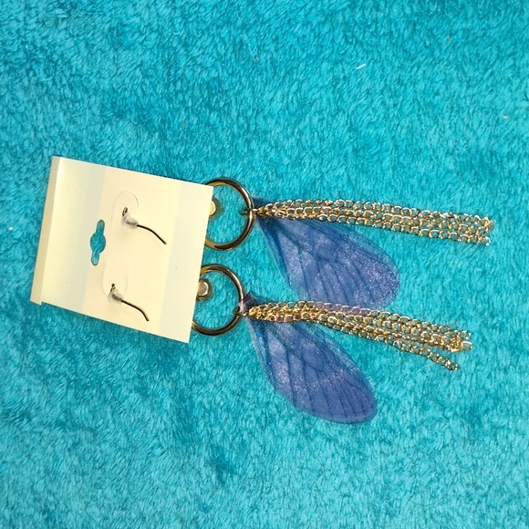 Butterfly and Gold Earrings - Picture 2 of 3